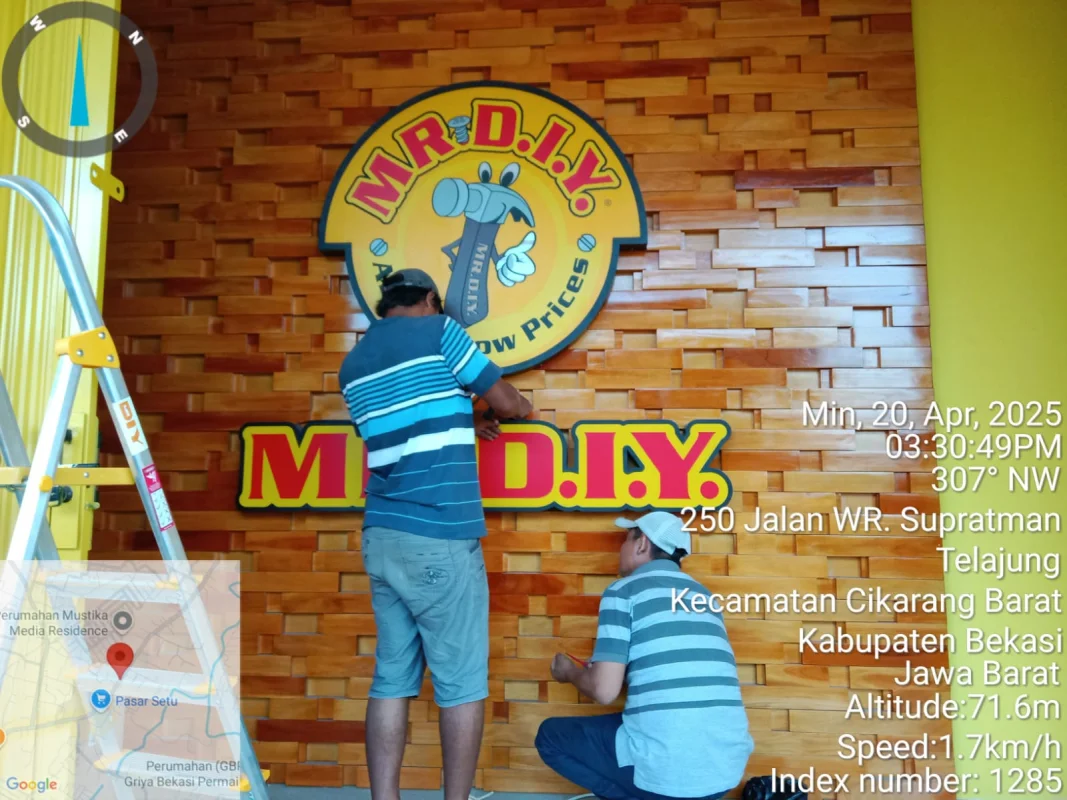 Pembuatan dan Pemasangan Neon Box MR DIY